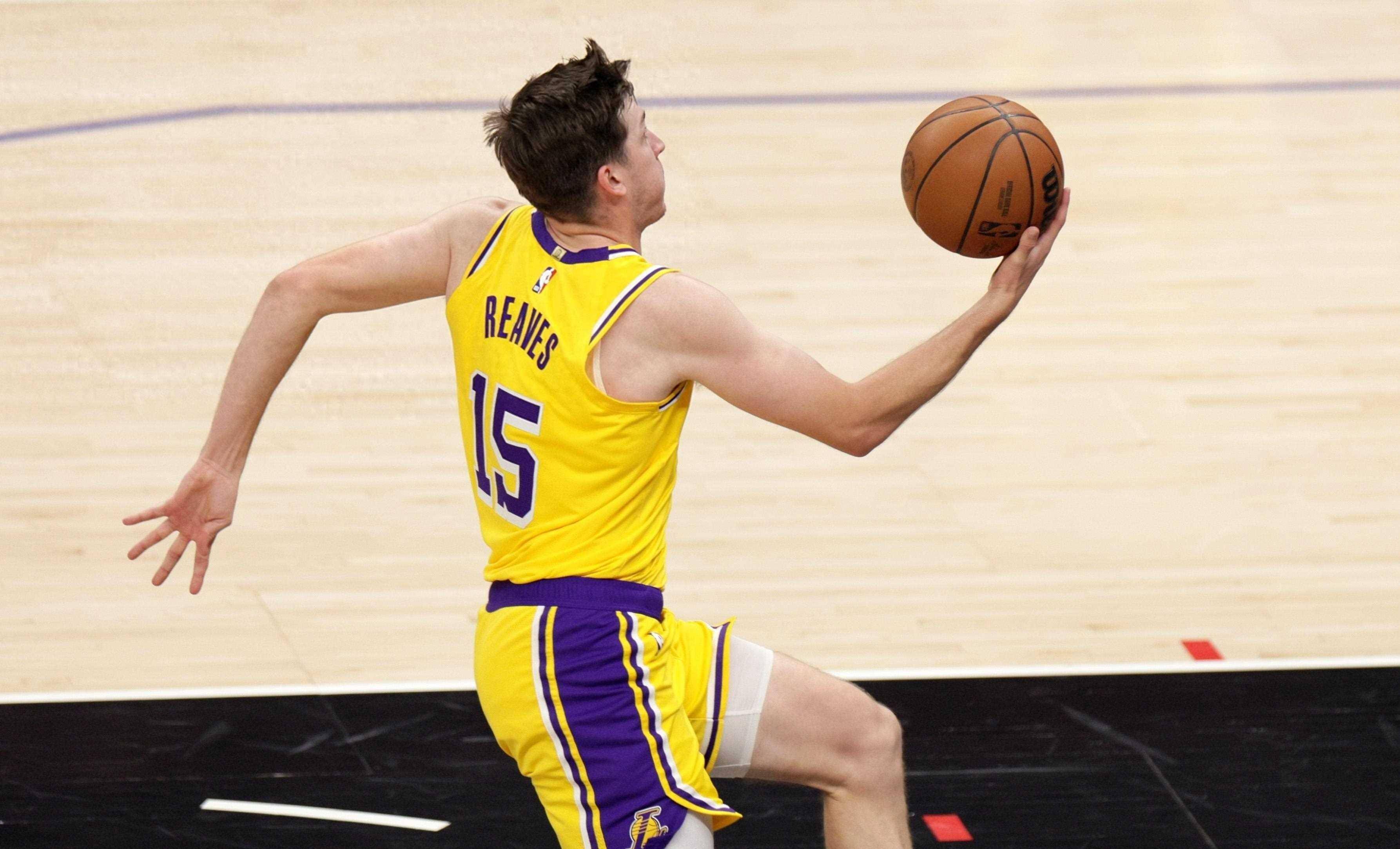 赛地聚焦：德甲转会期热度飙升，广东宏远更衣室发声，话题不断，资深球员宣示担当(广东宏远重签贝兹利)-lck电竞平台