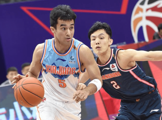 新疆广汇关键时刻内部沟通，志在NBA总决赛名次提升，压力陡增，年轻球员得到机会 -lck竞猜赛事