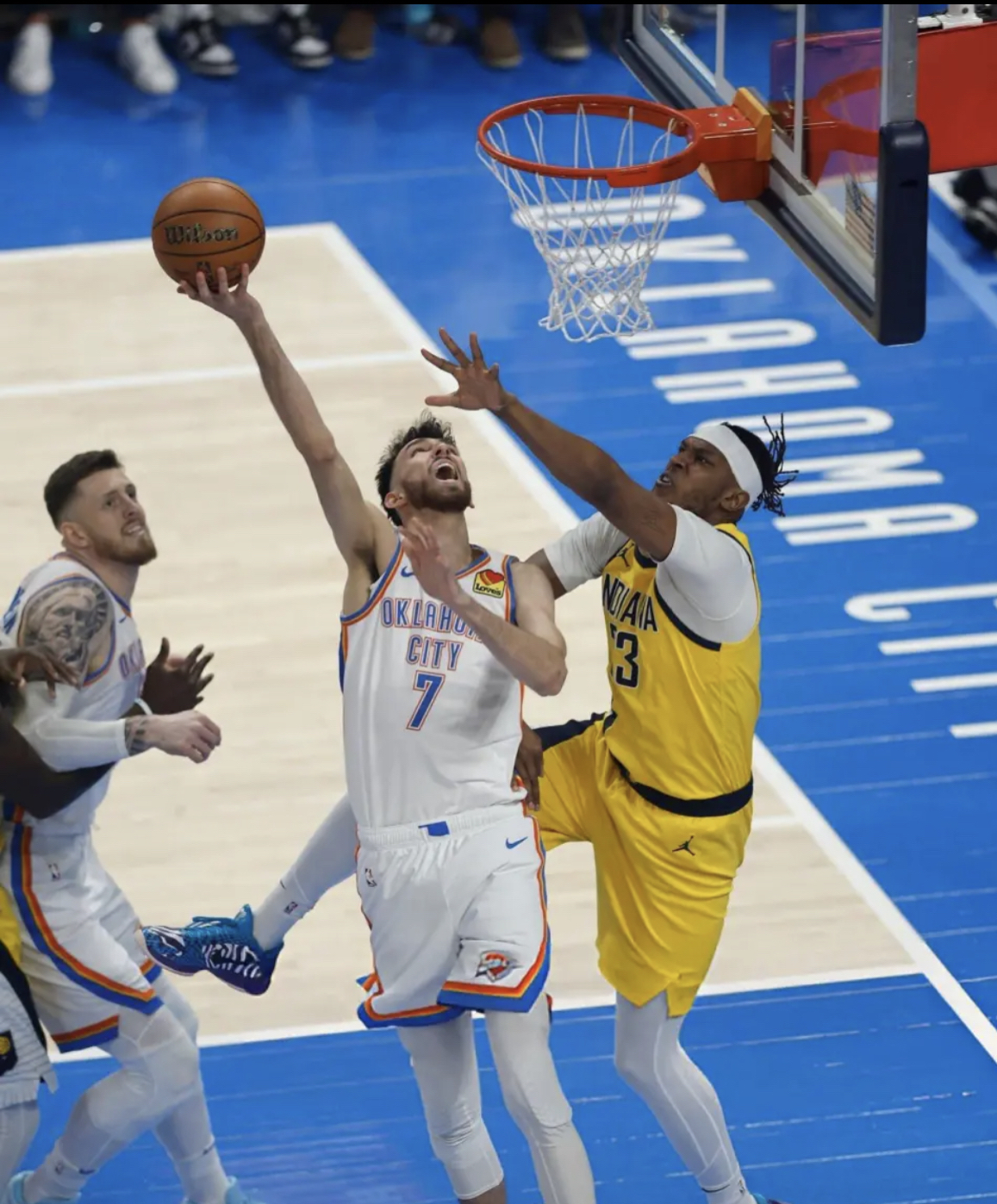 包含今晨体能课后，尤文图斯状态回暖备战NBA总决赛，引发热议，身体对抗强度拉满的词条